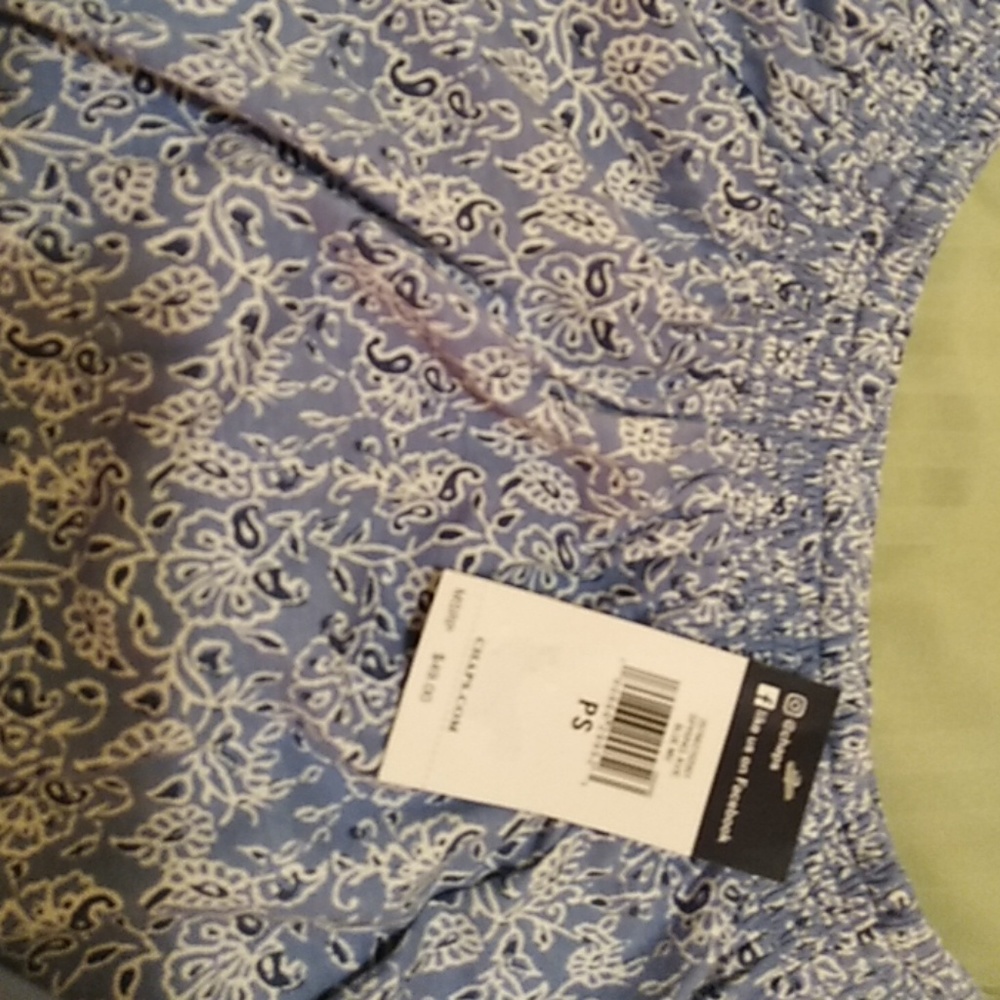 CHAPS Spring Blouse - Picture 2 of 4